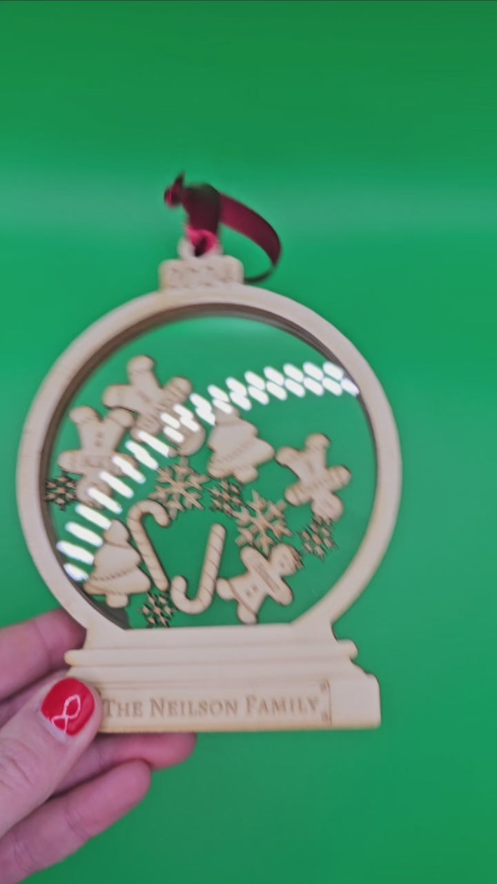 Snowglobe shaker ornament